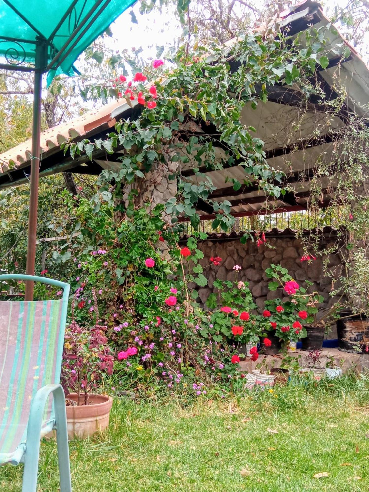 Casa De Mama Valle - Urubamba Luaran gambar
