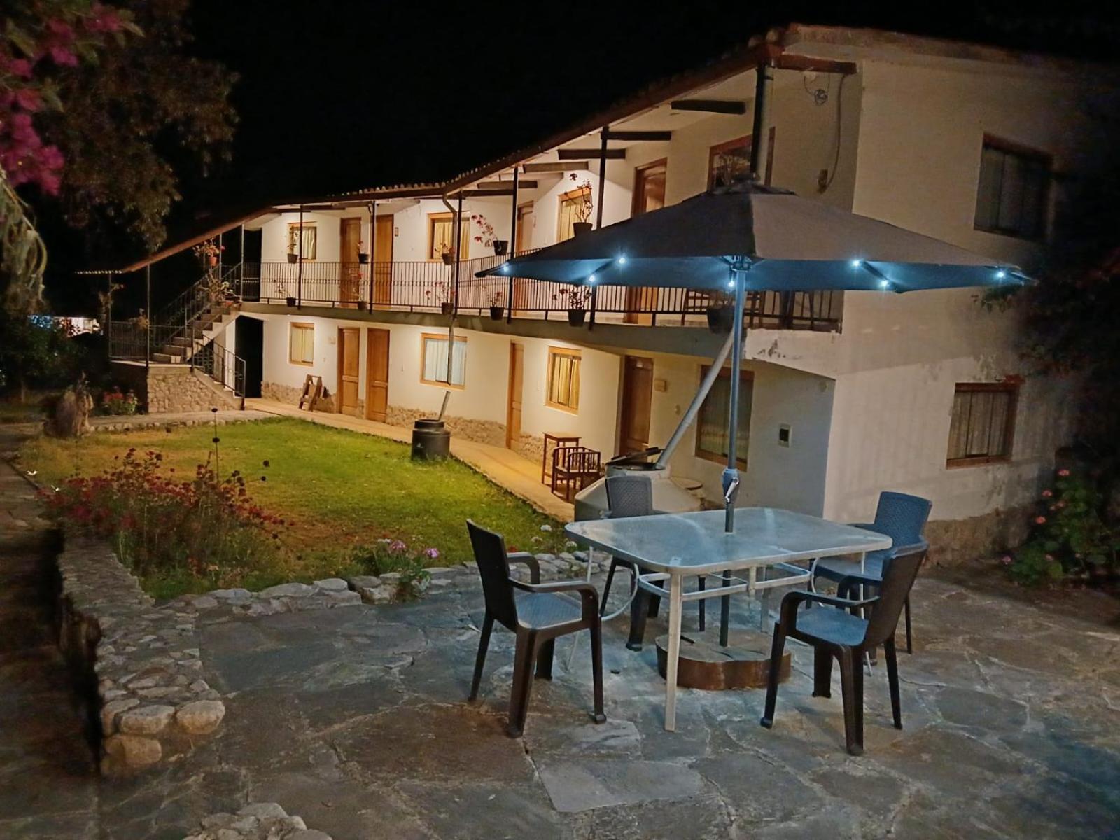 Casa De Mama Valle - Urubamba Luaran gambar